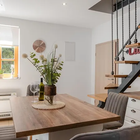 Apartman With Parking Space Zadar - 23564